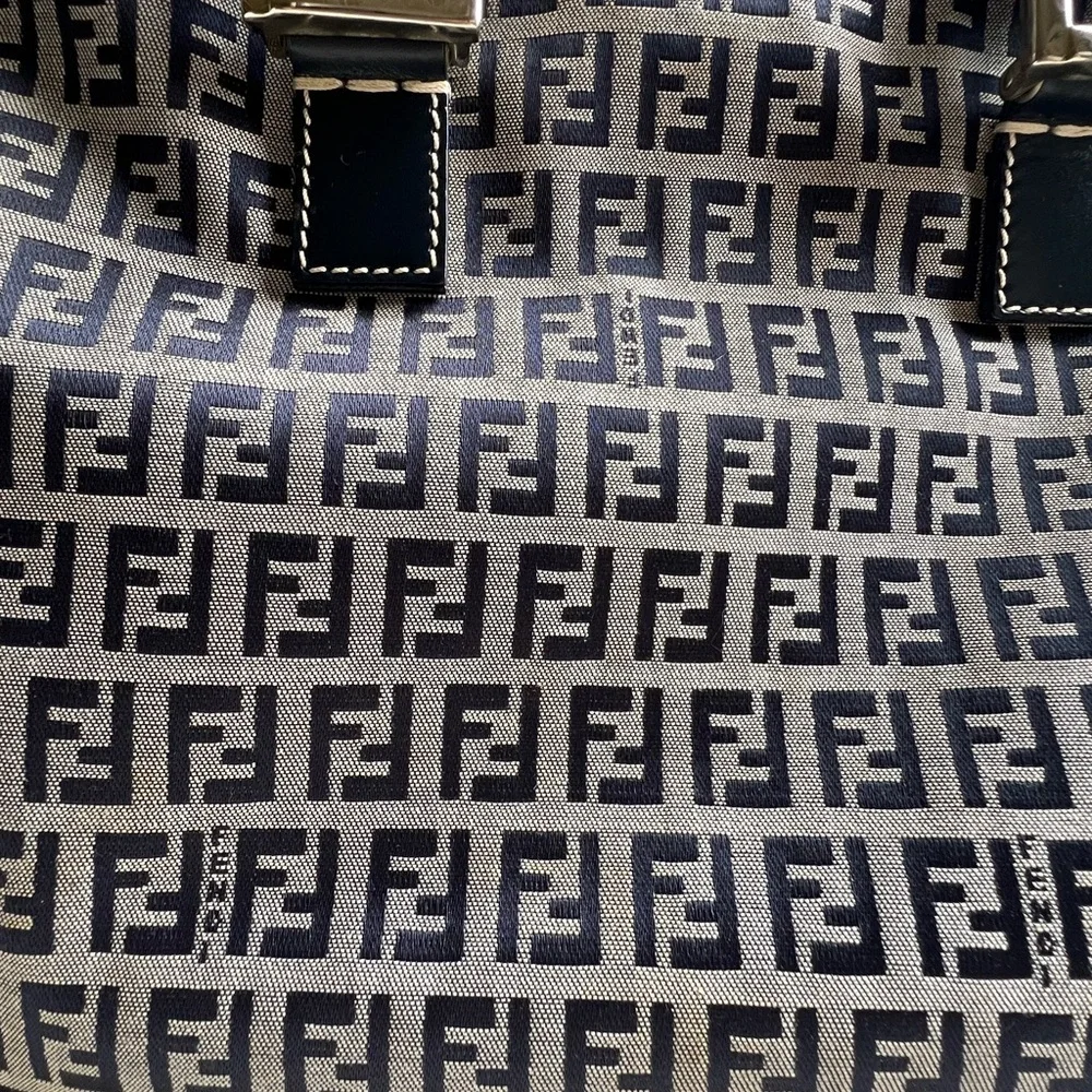 Fendi handbag second hand - Picture 13 of 13